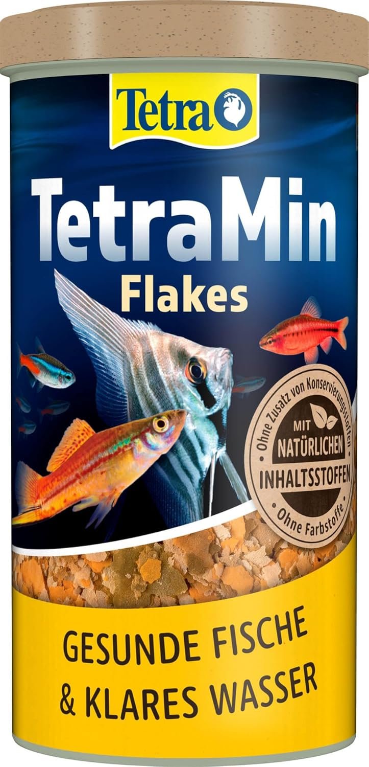 TetraMin Flakes, flockenförmiges Fischfutter für alle Zierfische, ausgewogene Mischung für gesunde Fische und klares Wasser, 1 L Dose TetraMin Flakes, flockenförmiges Fischfutter für alle Zierfische, ausgewogene Mischung für gesunde Fische und klares Wasser, 1 L Dose